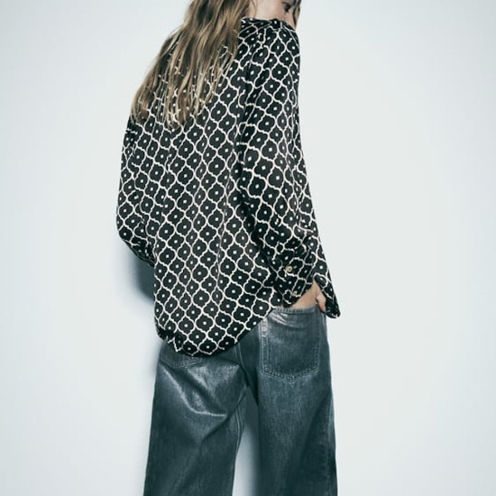 Piper Black Geometric Collared Neckline Long Sleeve Blouse Piper Black Geometric Collared Neckline Long Sleeve Blouse