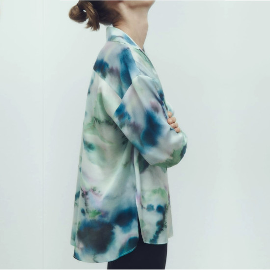Leyna Tie-Dye Green V-neckline Collared Loose Long Sleeve Blouse Leyna Tie-Dye Green V-neckline Collared Loose Long Sleeve Blouse