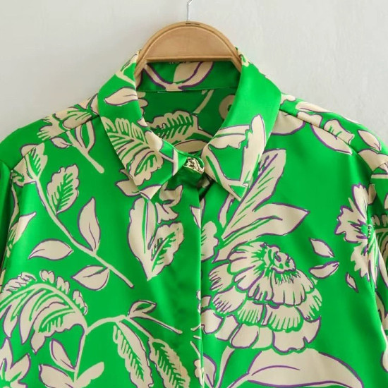 Dina Green Floral Collared Neckline Cuff Wrist Long Sleeve Blouse Dina Green Floral Collared Neckline Cuff Wrist Long Sleeve Blouse