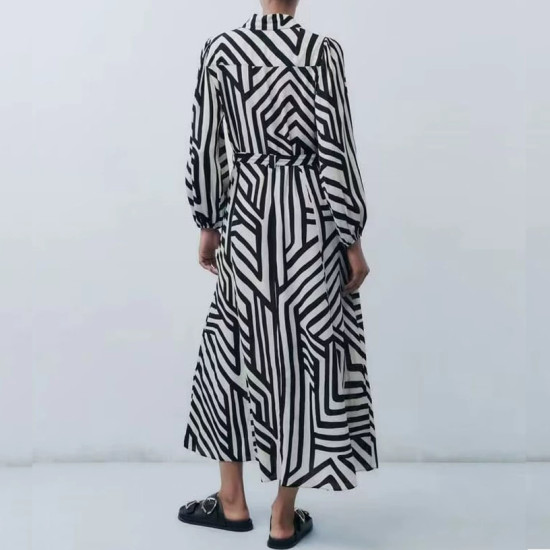Safiya Black White Geometric Long Sleeve Dress with belt Safiya Black White Geometric Long Sleeve Dress with belt